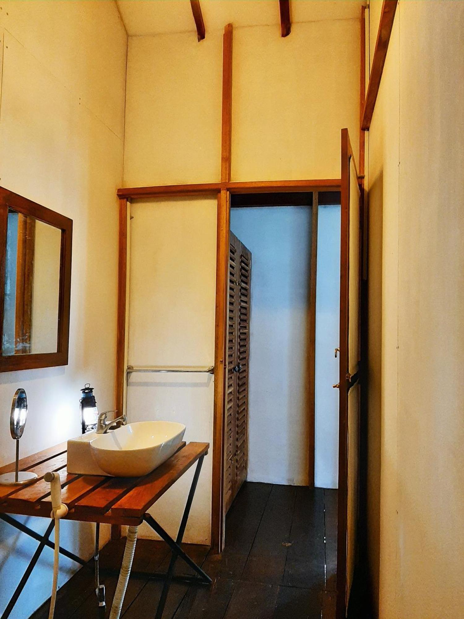 Elephant Lodge Udawalawe Eksteriør bilde